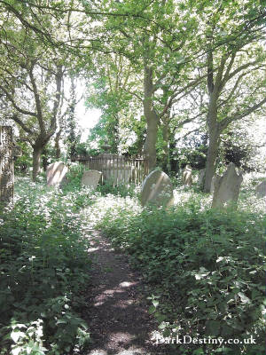 Ayot St Peter Graveyard