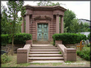 East Highgate Cemetery