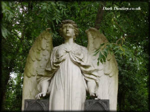 East Highgate Cemetery