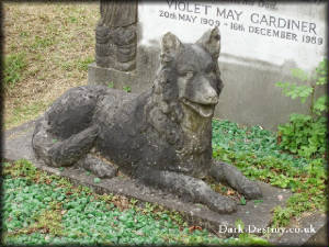 East Highgate Cemetery