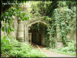 West Highgate Cemetery