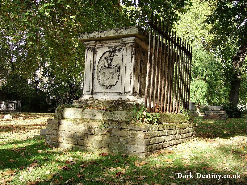 St Georges Gardens, London