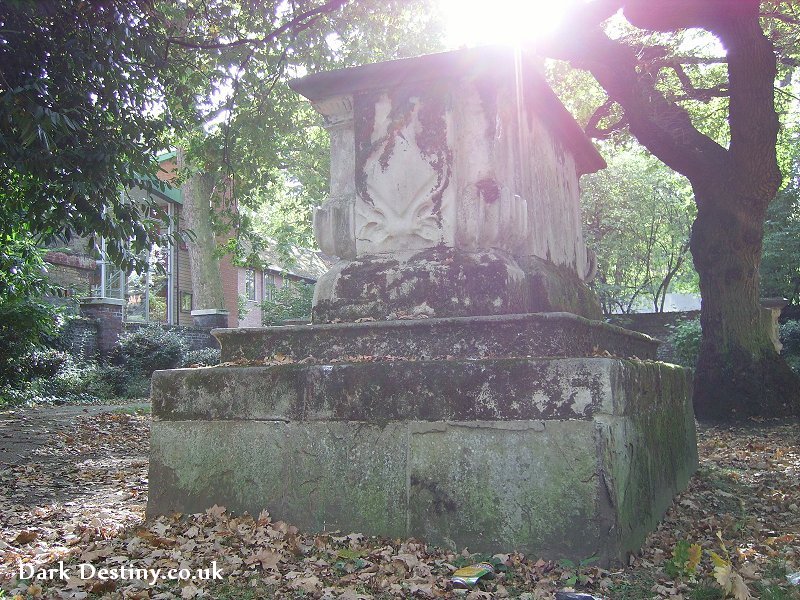 St Georges Gardens, London