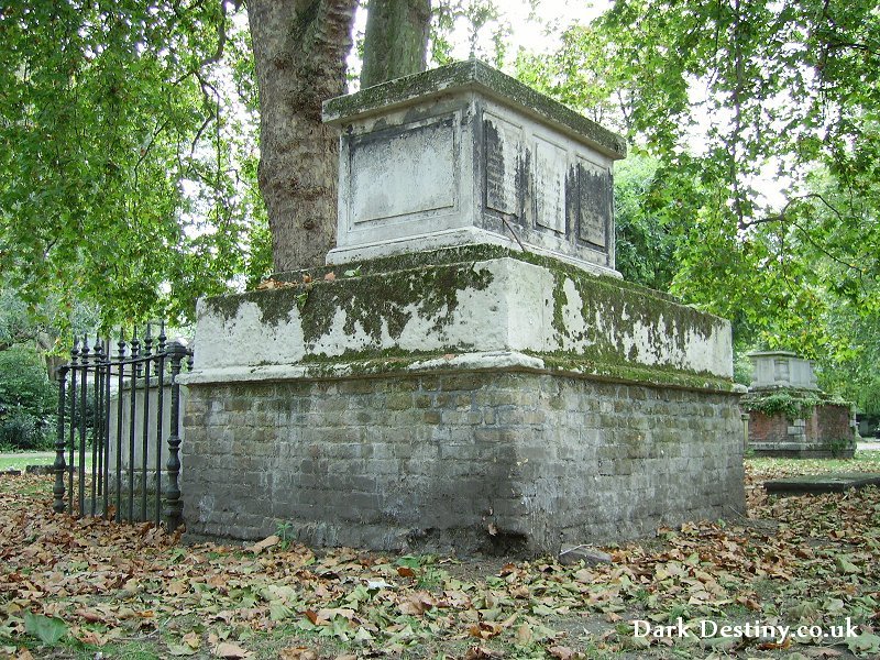 St Georges Gardens, London